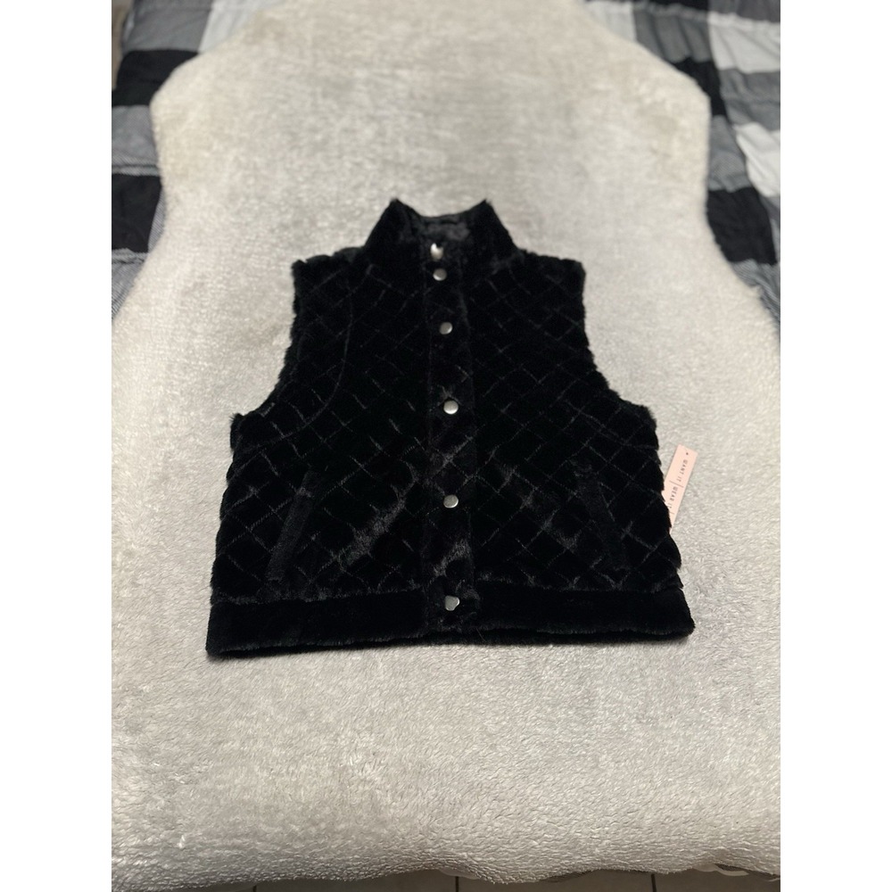 Crave Fame Womens Sz Small Black Faux Fur Snap Front Vest W/ Pockets